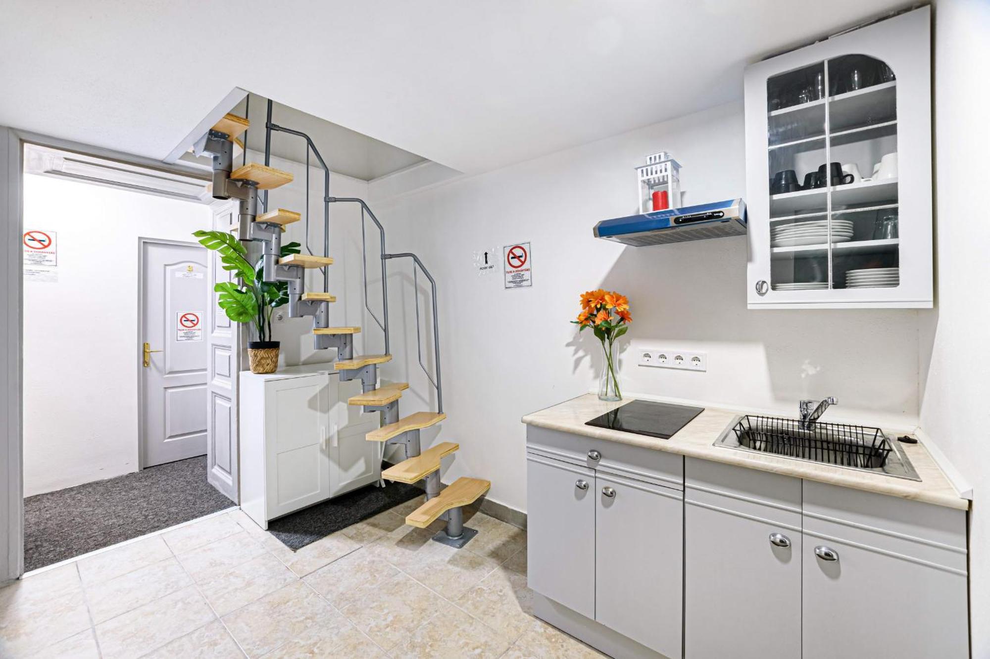 Grand Boulevard Happy Homes Будапеща Екстериор снимка
